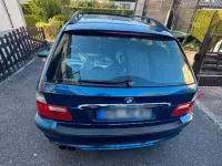 Gebraucht BMW 320 170 PS (125 kW) 2002 Blau Kombi