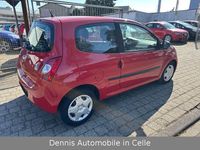 Second-hand Renault Twingo Expression 75 CP (55 kW) 2014 Roșu Hatchback