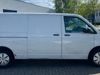 Gebraucht VW Transporter 110 PS (80 kW) 2023 Candyweiss Van