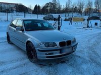 Gebraucht BMW 320 150 PS (110 kW) 1999 Silber Limousine
