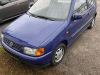 Gebraucht VW Polo 50 PS (36 kW) 1998 Blau Kleinwagen