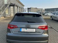 Gebraucht Audi A3 S-Line 150 PS (110 kW) 2015 Grau Limousine