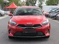 Gebraucht Kia Ceed Sportswagon 136 PS (100 kW) 2023 Rot Kombi