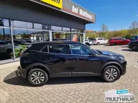 Gebraucht Peugeot 2008 Active 101 PS (74 kW) 2022 Schwarz perla nera metallic SUV