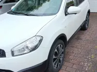 Gebraucht Nissan Qashqai 140 PS (102 kW) 2012 Weiß SUV