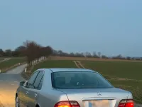 Gebraucht Mercedes E200 186 PS (136 kW) 2000 Silber Limousine