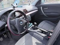 Gebraucht BMW 116 122 PS (89 kW) 2005 Schwarz Kleinwagen