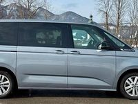 Gebraucht VW Multivan Style 150 PS (110 kW) 2023 Silber Van