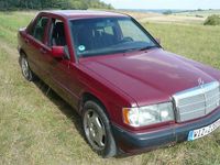 Gebraucht Mercedes 190 110 PS (80 kW) 1991 Rot Limousine