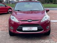 Gebraucht Ford Fiesta Titanium 96 PS (70 kW) 2011 Rot Kleinwagen