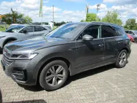 Gebraucht VW Touareg Elegance 231 PS (169 kW) 2022 Grau SUV