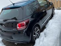 Gebraucht Citroën DS3 82 PS (60 kW) 2016 Schwarz Kleinwagen