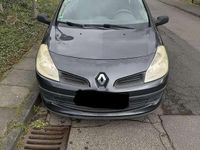 Gebraucht Renault Clio II Authentique 65 PS (47 kW) 2007 Kleinwagen