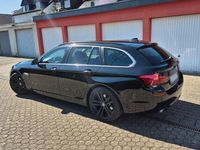 Gebraucht BMW 520 190 PS (139 kW) 2017 Schwarz Kombi