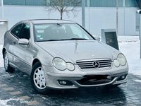 Gebraucht Mercedes C220 143 PS (105 kW) 2005 Grau Kleinwagen