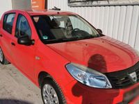 Gebraucht Dacia Sandero 75 PS (55 kW) 2009 Rot Limousine