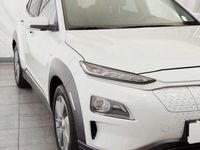 gebraucht Hyundai Kona EV Style Teilleder 1.Hand Navi