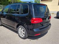 Gebraucht VW Touran Highline 140 PS (102 kW) 2012 Schwarz Van / Kleinbus