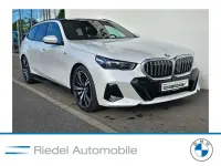 Gebraucht BMW 540 M Sport 303 PS (222 kW) 2025 Mineralweiß metallic Kombi