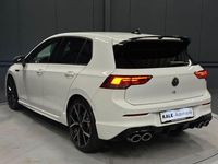 Gebraucht VW Golf VIII IQ Drive 333 PS (244 kW) 2024 Weiß Limousine