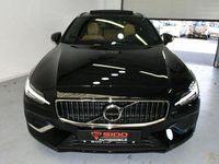 Gebraucht Volvo V60 Ultra 253 PS (186 kW) 2025 Onyx black metallic (schwarz) Kombi
