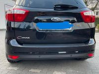 Second-hand Ford C-MAX 140 CP (102 kW) 2014 Negru Monovolum