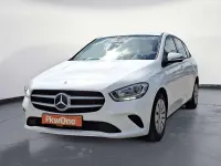 Gebraucht Mercedes B180 136 PS (100 kW) 2022 Weiß Kleinwagen