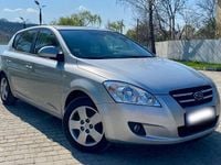 Gebraucht Kia Ceed 80 PS (58 kW) 2009 Grau Kleinwagen