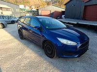 Gebraucht Ford Focus Trend 120 PS (88 kW) 2016 Blau Kombi
