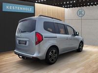 Gebraucht Mercedes T180 Progressive 116 PS (85 kW) 2024 Silber Van / Kleinbus