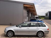 Gebraucht BMW 330 204 PS (150 kW) 2003 Silber Kombi