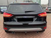 Gebraucht Ford Kuga Titanium 163 PS (119 kW) 2013 Schwarz SUV