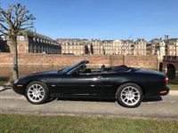 Second-hand Jaguar XKR 363 CP (266 kW) 2000 Negru Cabrio