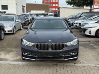 Gebraucht BMW 740 326 PS (239 kW) 2017 Grau Limousine