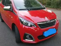 Gebraucht Peugeot 108 Style 72 PS (52 kW) 2021 Rot Limousine