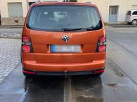 Gebraucht VW Touran Cross 140 PS (102 kW) 2008 Orange Van / Kleinbus