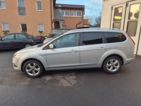 Używany Ford Focus 101 KM (74 kW) 2008 Srebrny Kombi