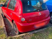 Gebraucht Renault Clio II 75 PS (55 kW) 2009 Rot Kleinwagen