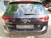 Gebraucht VW Passat Basis 150 PS (110 kW) 2021 Deep black perleffekt Kombi