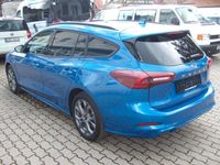 gebraucht Ford Focus 1,0 EcoB. Hyb 92kW ST-Line Des.Tur. Autom