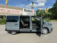 Gebraucht Renault Trafic Life 150 PS (110 kW) 2022 Städtisches grau Van / Kleinbus