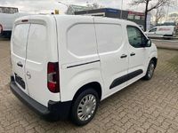 Gebraucht Opel Combo Edition 110 PS (80 kW) 2020 Jade weiss/arktis weiss Van / Kleinbus