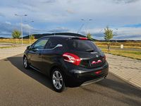 Gebraucht Peugeot 208 Allure 120 PS (88 kW) 2013 Schwarz Kleinwagen