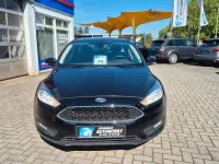 Gebraucht Ford Focus Titanium 125 PS (91 kW) 2018 Grau Kombi
