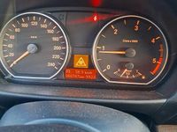 Gebraucht BMW 118 143 PS (105 kW) 2007 Schwarz Kleinwagen