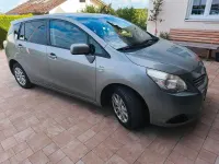Gebraucht Toyota Verso 147 PS (108 kW) 2010 Beige Van / Kleinbus