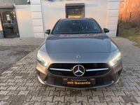 Gebraucht Mercedes A180 136 PS (100 kW) 2019 Grau Limousine