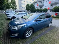 Gebraucht Hyundai i40 177 PS (130 kW) 2011 Blau Kombi