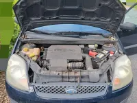 Gebraucht Ford Fiesta 60 PS (44 kW) 2006 Blau Kleinwagen