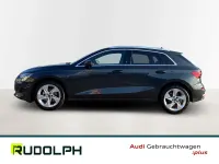 Używany Audi A3 Ambiente 116 KM (85 kW) 2025 Szary Sedan/Limuzyna